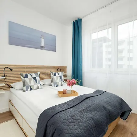 Stylish Near The Bonarka Shopping Center In Cracow By Renters דירה קרקוב