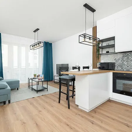 Stylish Near The Bonarka Shopping Center In Cracow By Renters * קרקוב