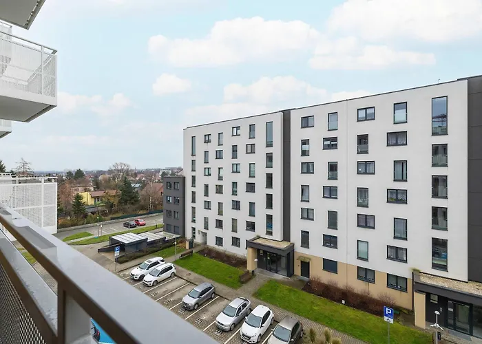 Stylish Near The Bonarka Shopping Center In Cracow By Renters Cracovia