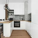 Stylish Near The Bonarka Shopping Center In Cracow By Renters Lägenhet
